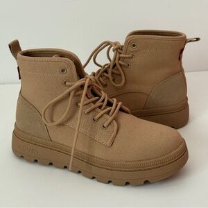Levi's Women's Casual Ankle Boot Size 7